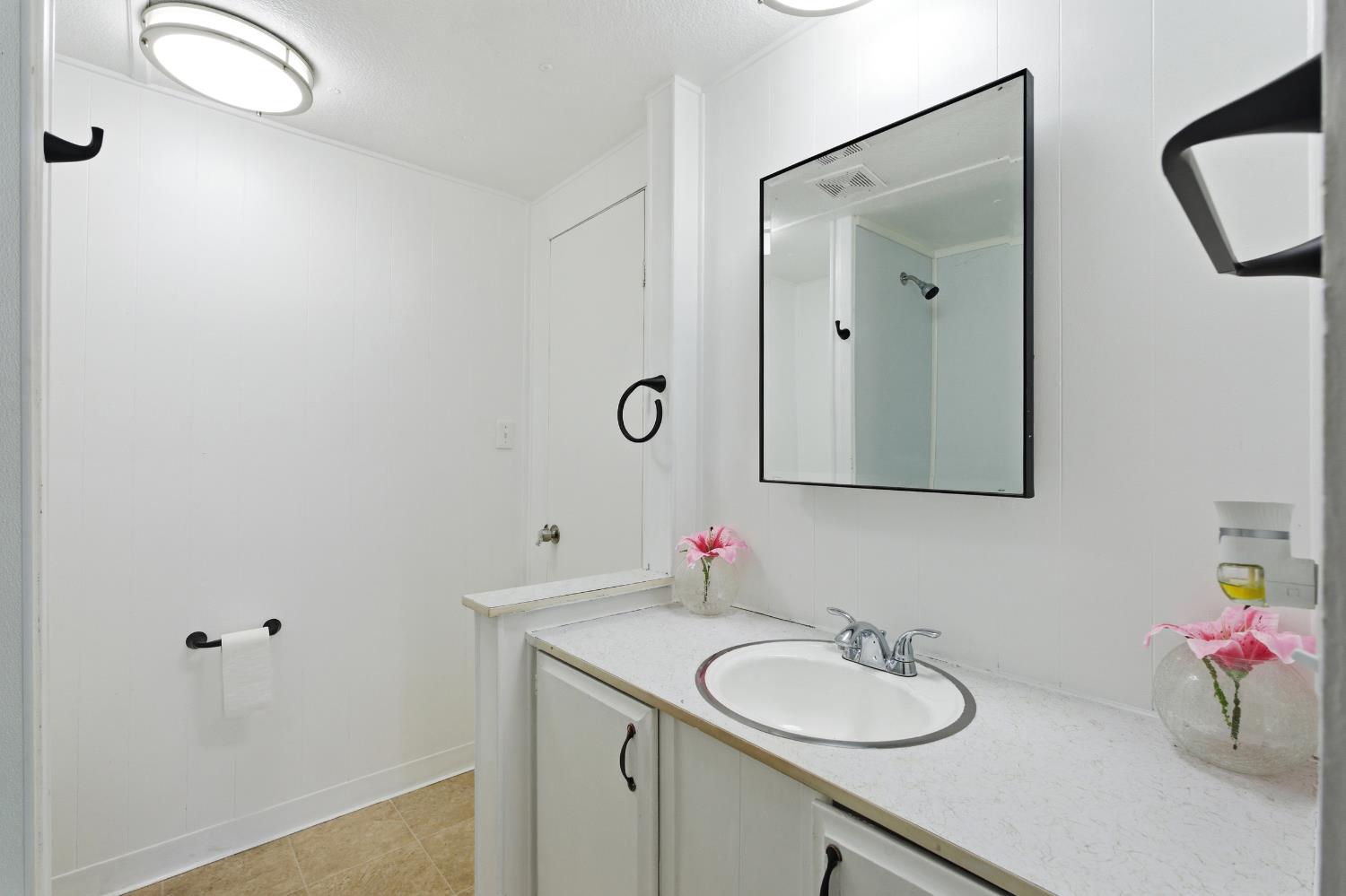 12846 W Lacey Boulevard UNIT&nbsp;33, Hanford, CA, 93230