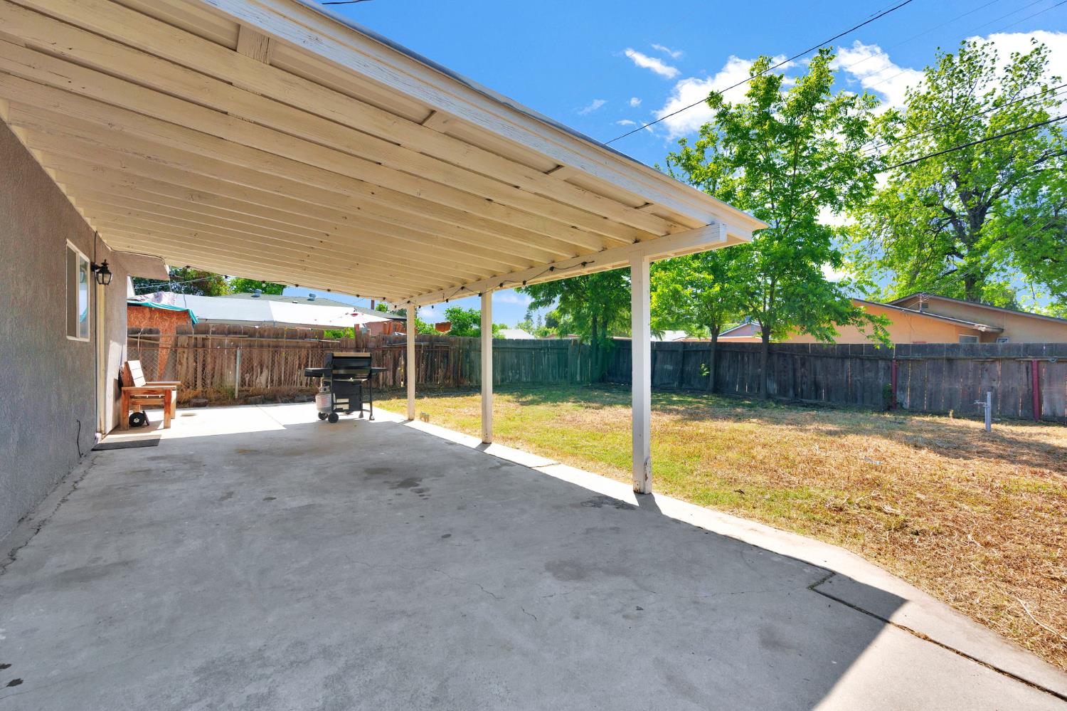4104 E Madison Avenue, Fresno, CA, 93702