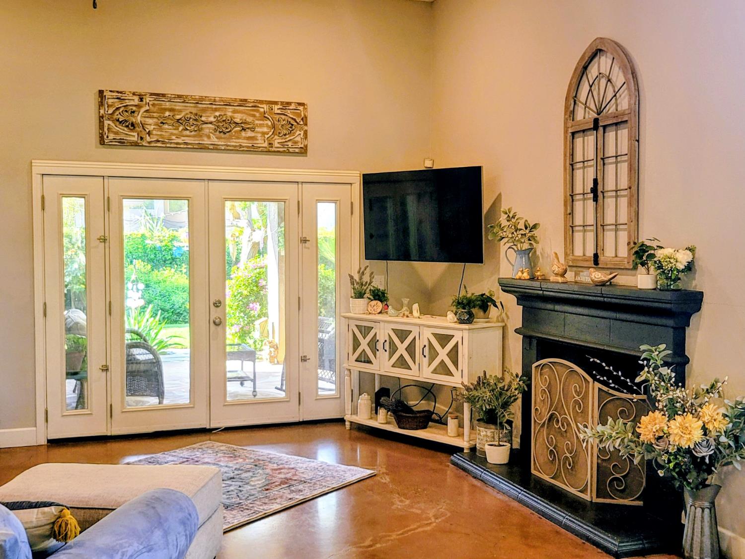 Single Family in Fresno - photo 3