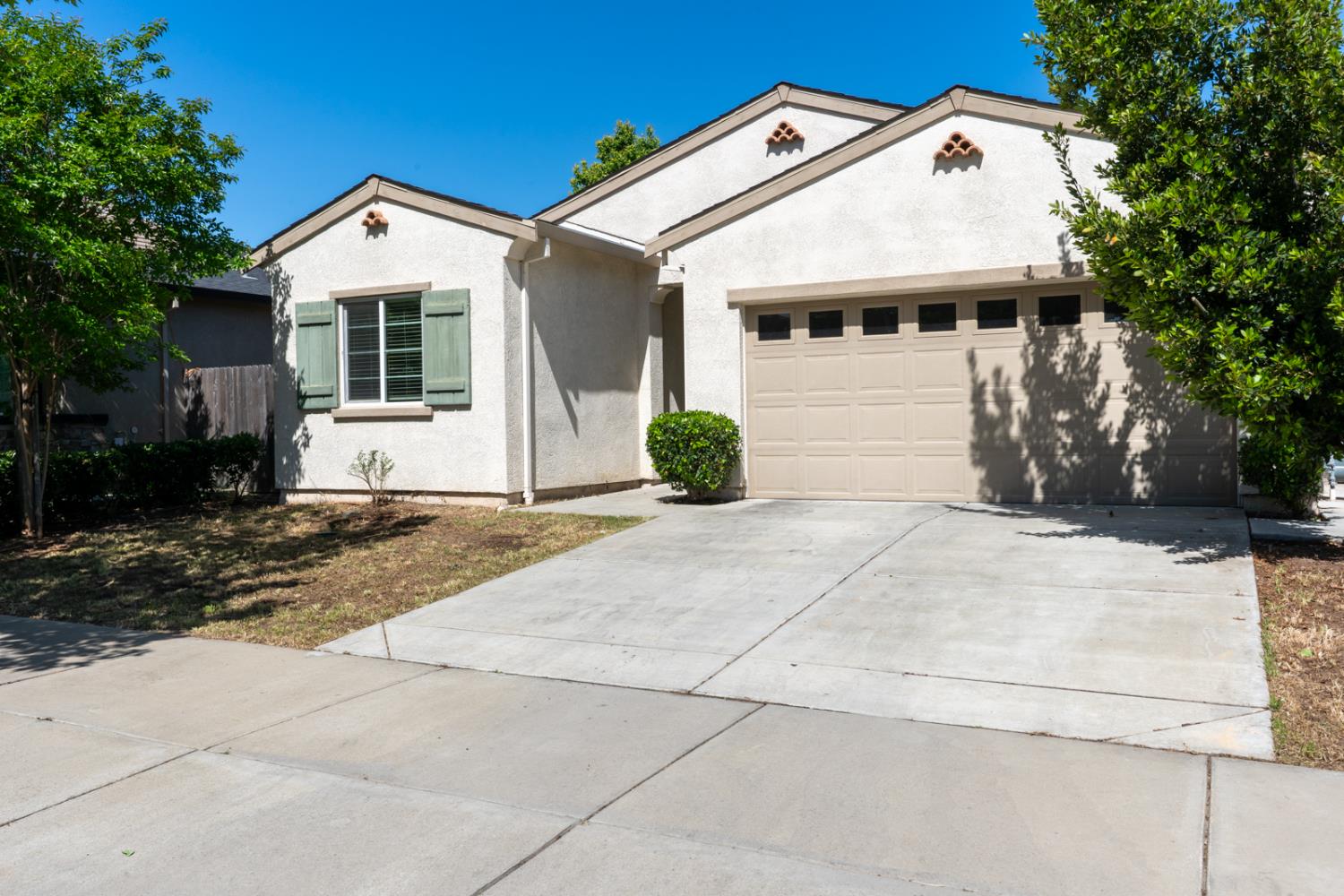 Single Family in Merced - photo 3
