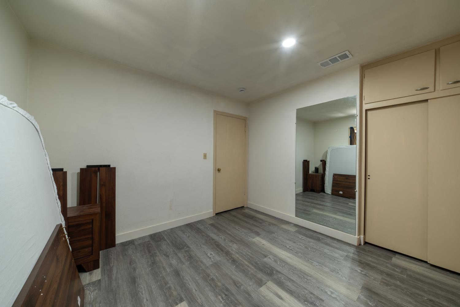 1004 W Pontiac Way, Fresno, CA, 93705
