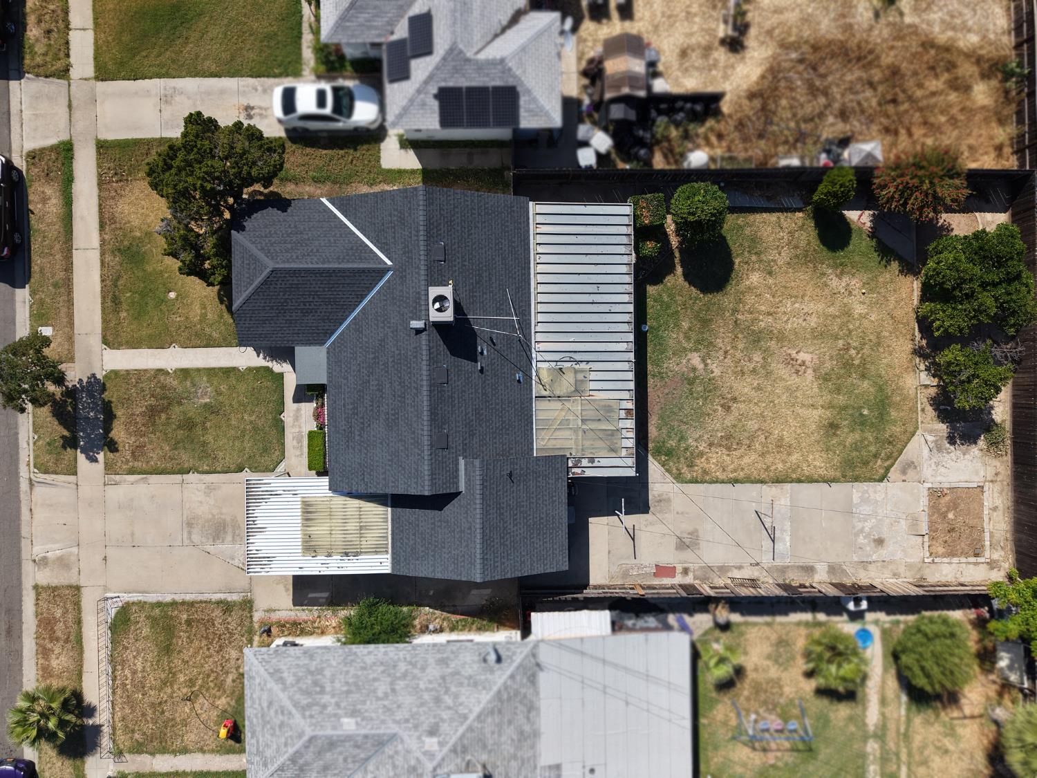 1004 W Pontiac Way, Fresno, CA, 93705
