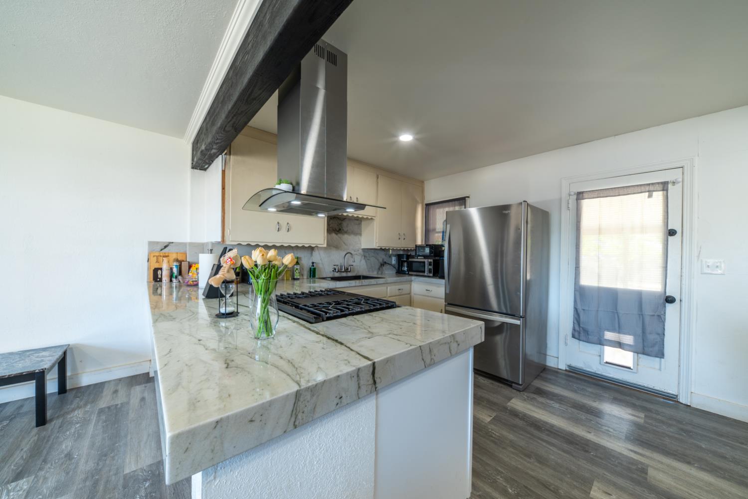 1004 W Pontiac Way, Fresno, CA, 93705