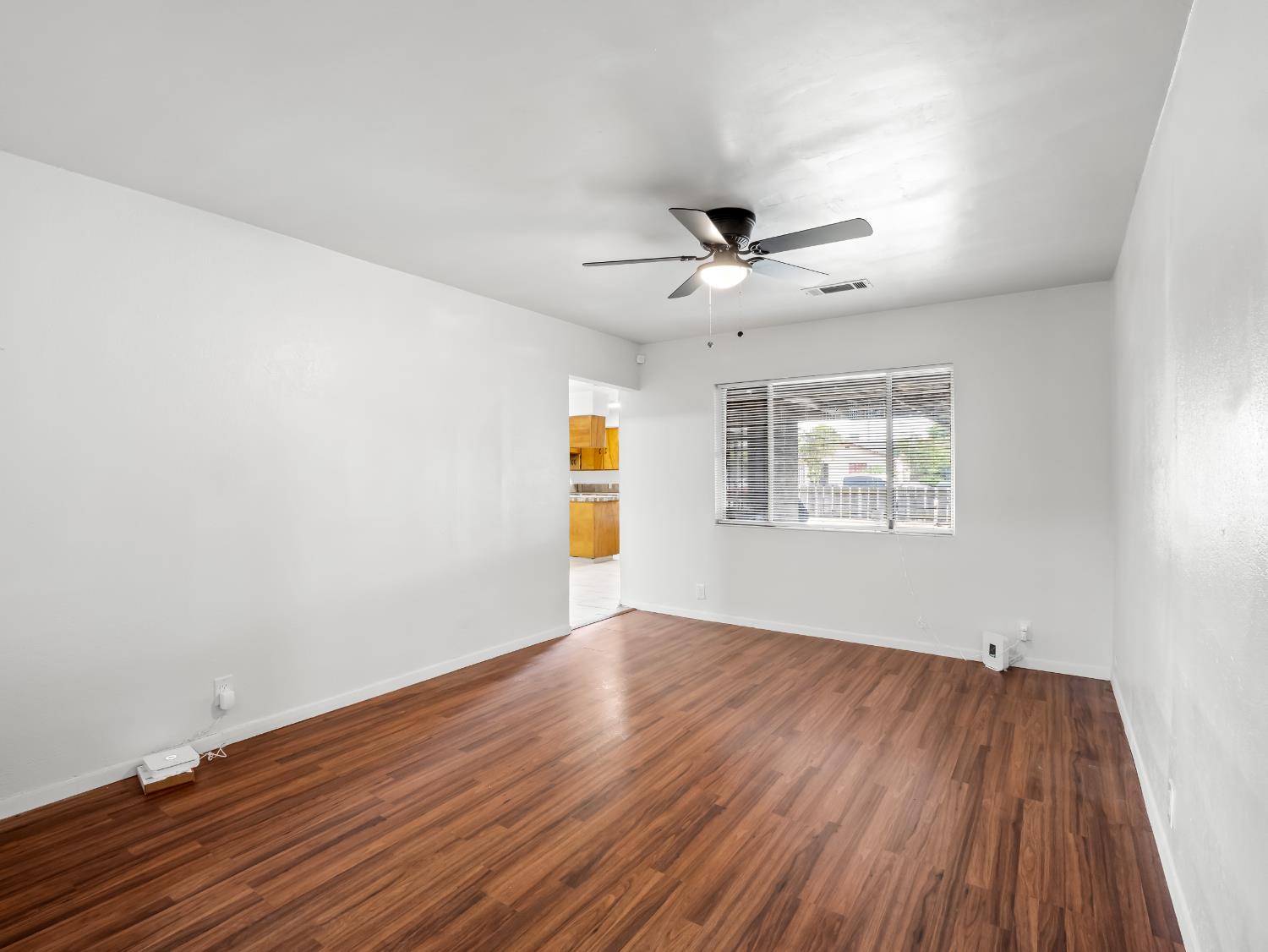 4743 E Lane Avenue, Fresno, CA, 93702