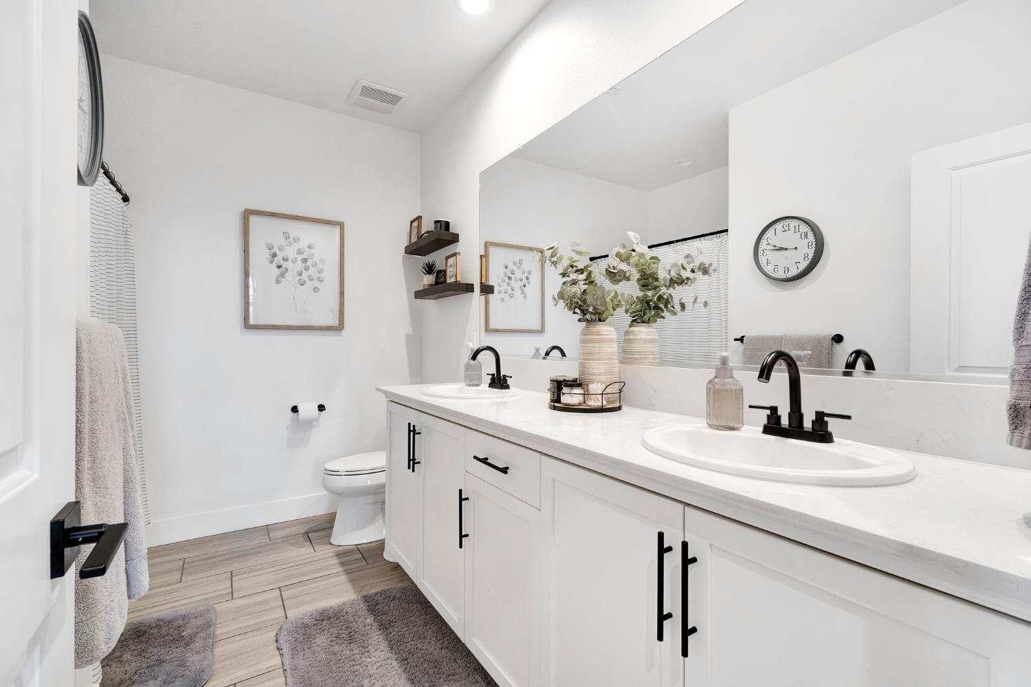 1020 Treasure Hills Drive, Madera, CA, 93636