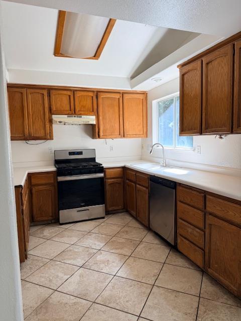 718 Gamay Avenue, Madera, CA, 93637