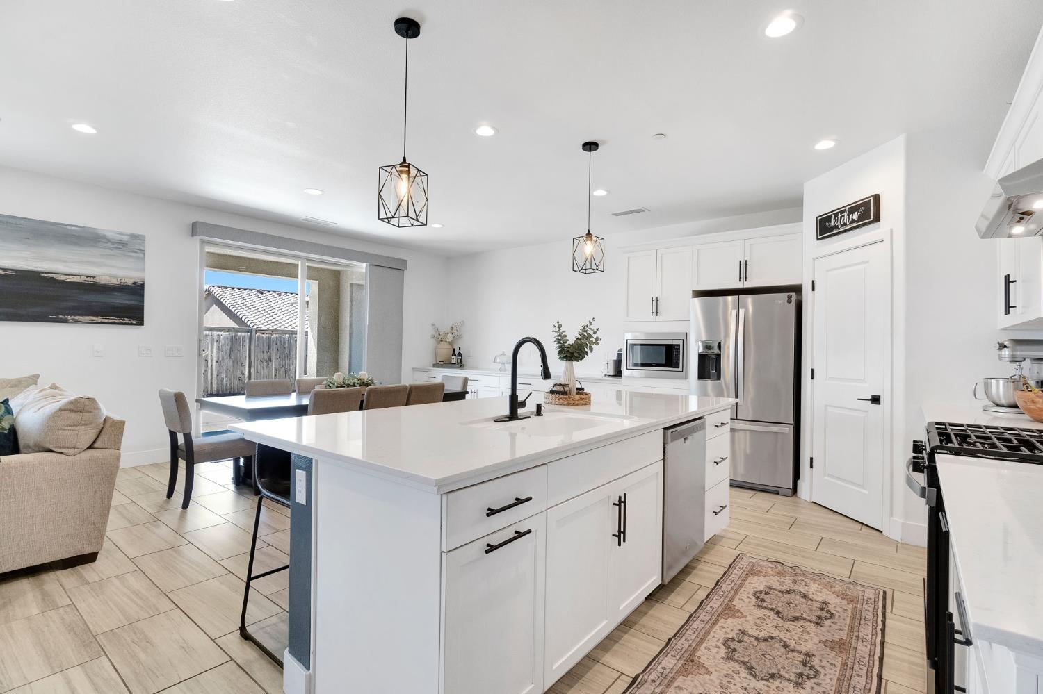 1020 Treasure Hills Drive, Madera, CA, 93636