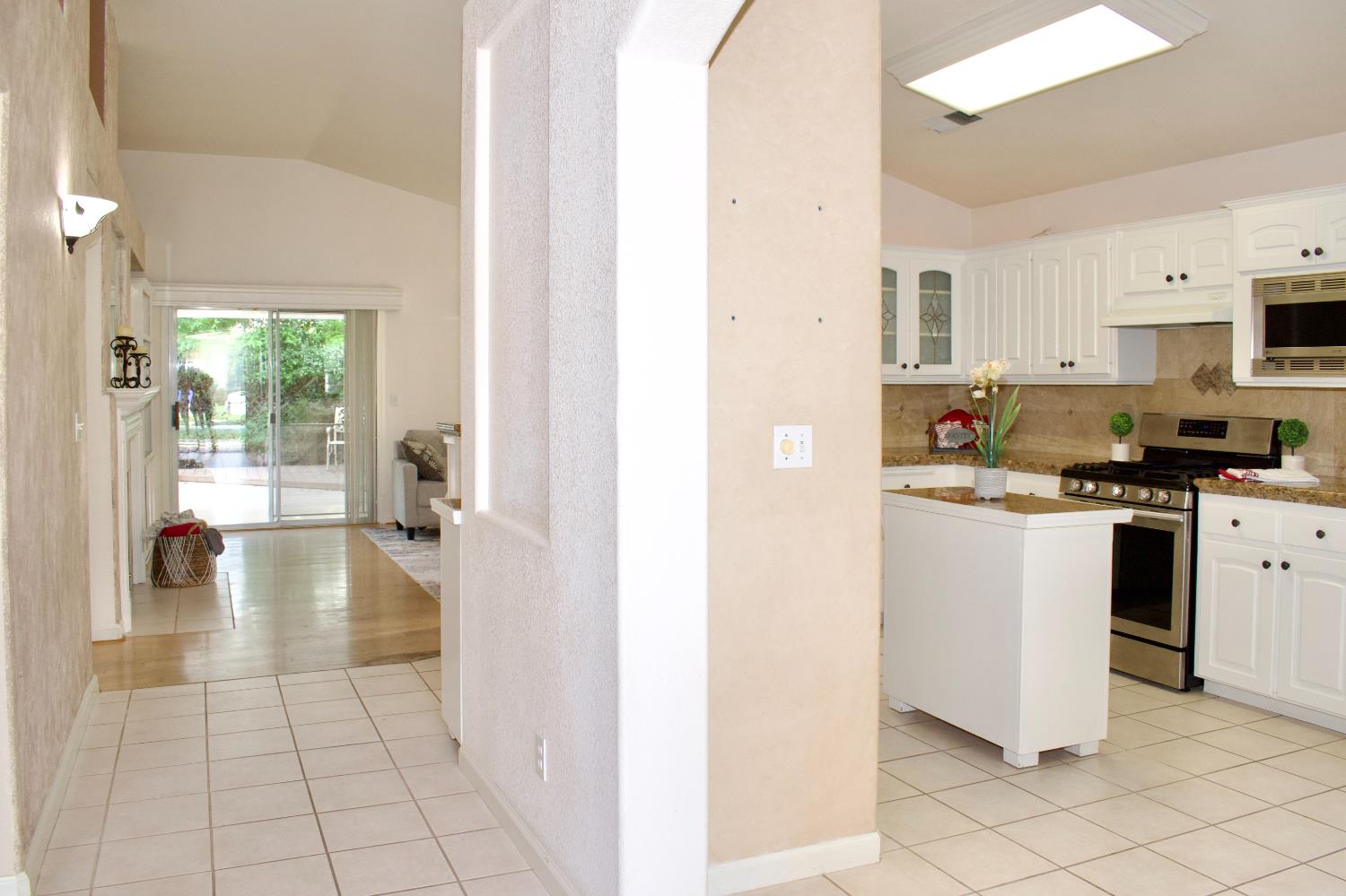 Single Family in Fresno - photo 3
