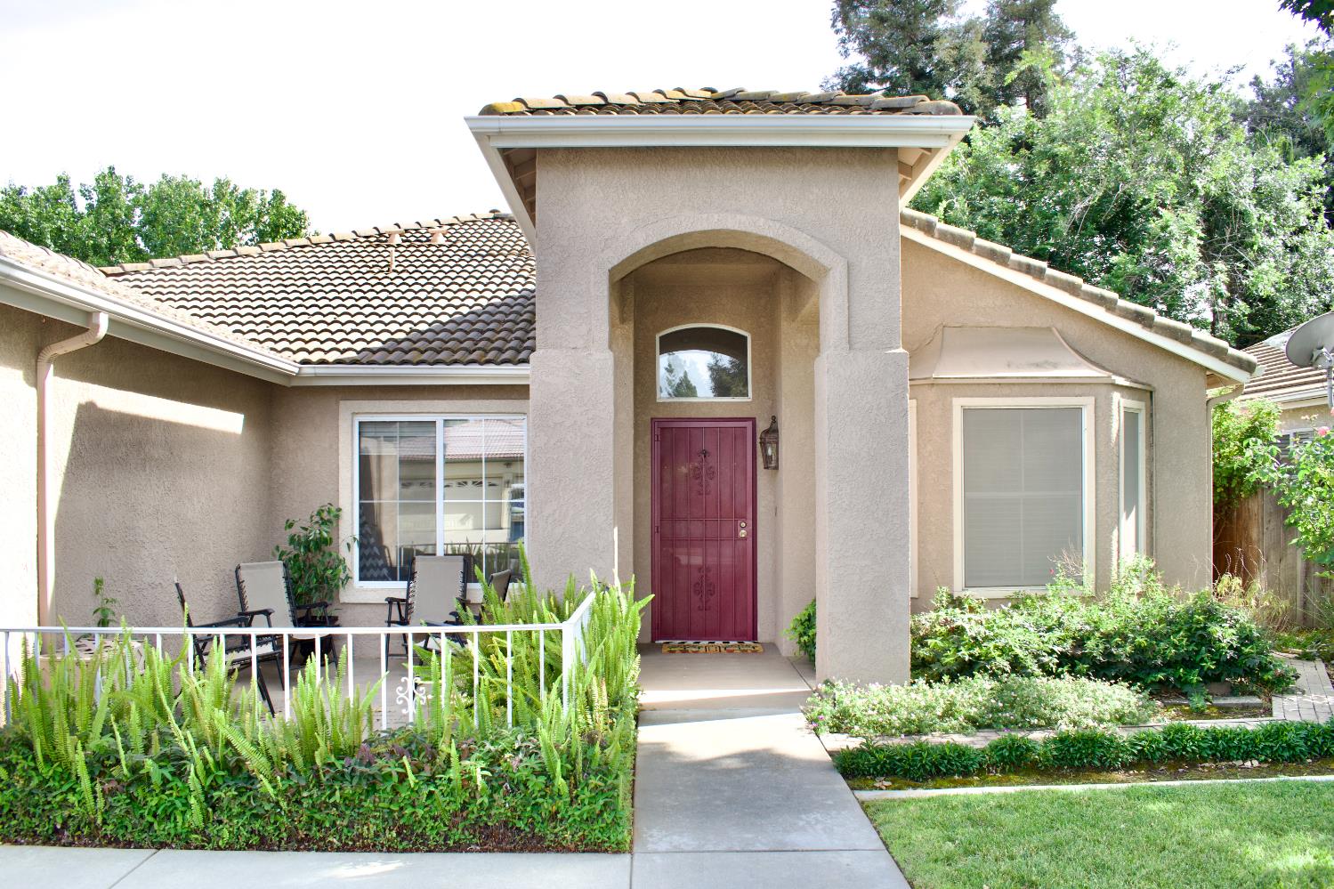 Single Family in Fresno - photo 2