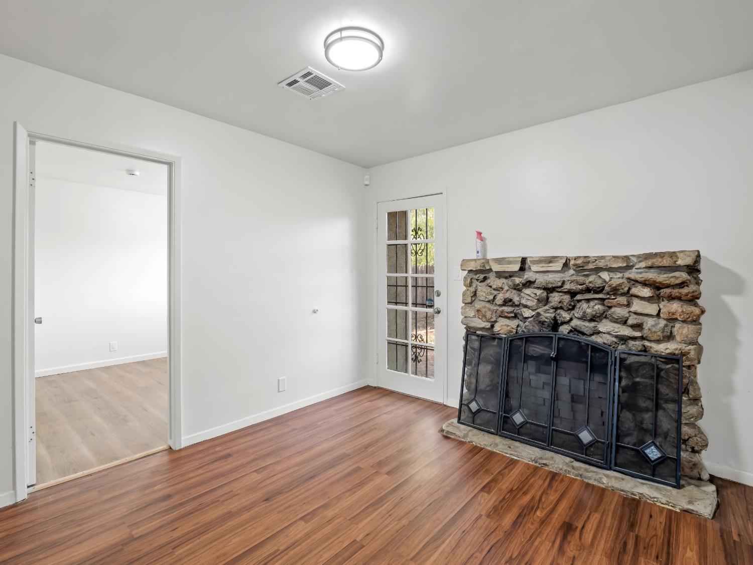4743 E Lane Avenue, Fresno, CA, 93702