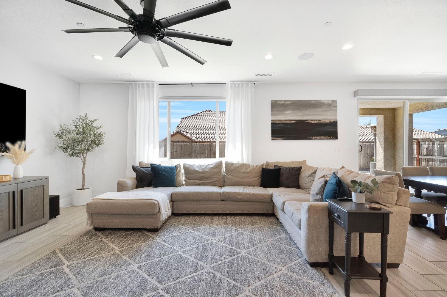 1020 Treasure Hills Drive, Madera, CA, 93636