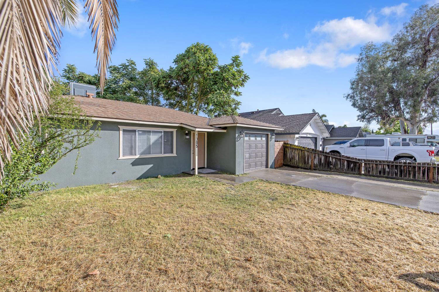 1305 Alameda Avenue, Chowchilla, CA, 93610