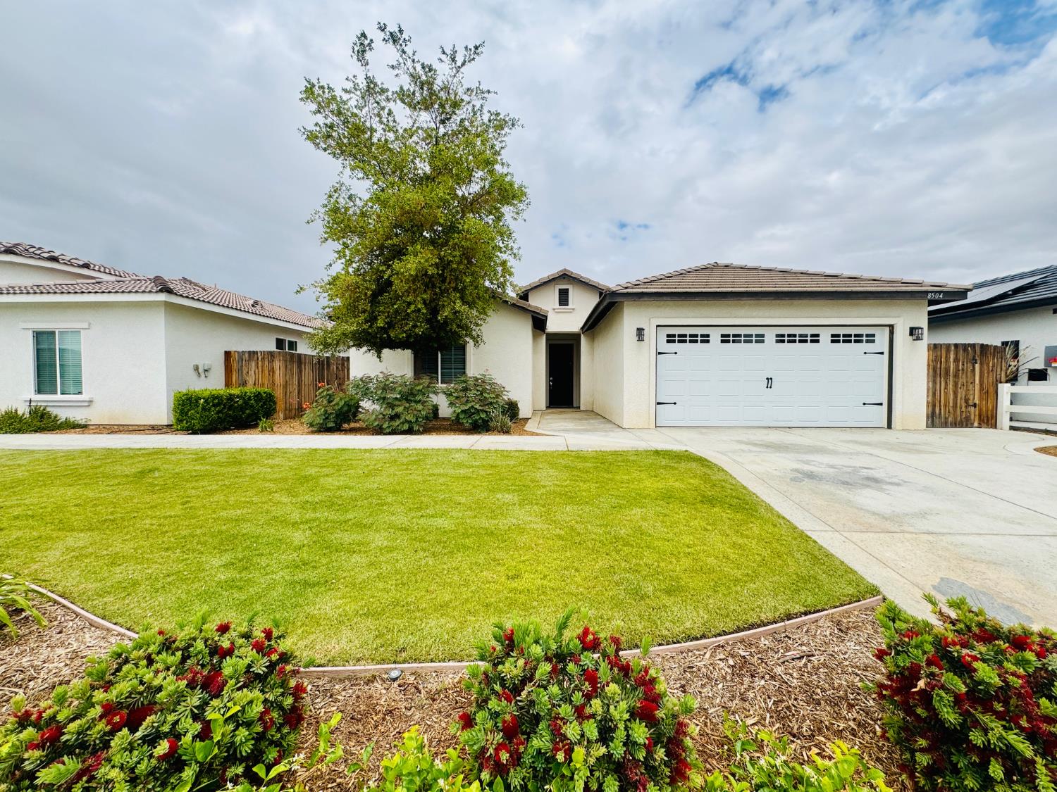 233 N College Avenue, Fresno, CA, 93701