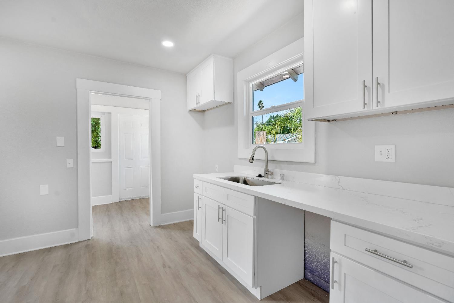 3935 E Balch Avenue, Fresno, CA, 93702