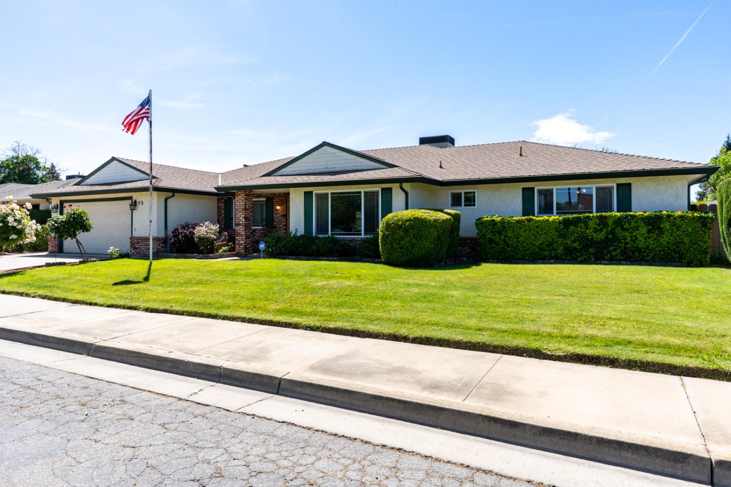 Single Family in Merced - photo 3