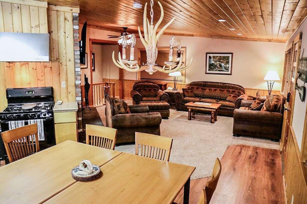 4113 W Cherry Tree Lane, Fresno, CA, 93722