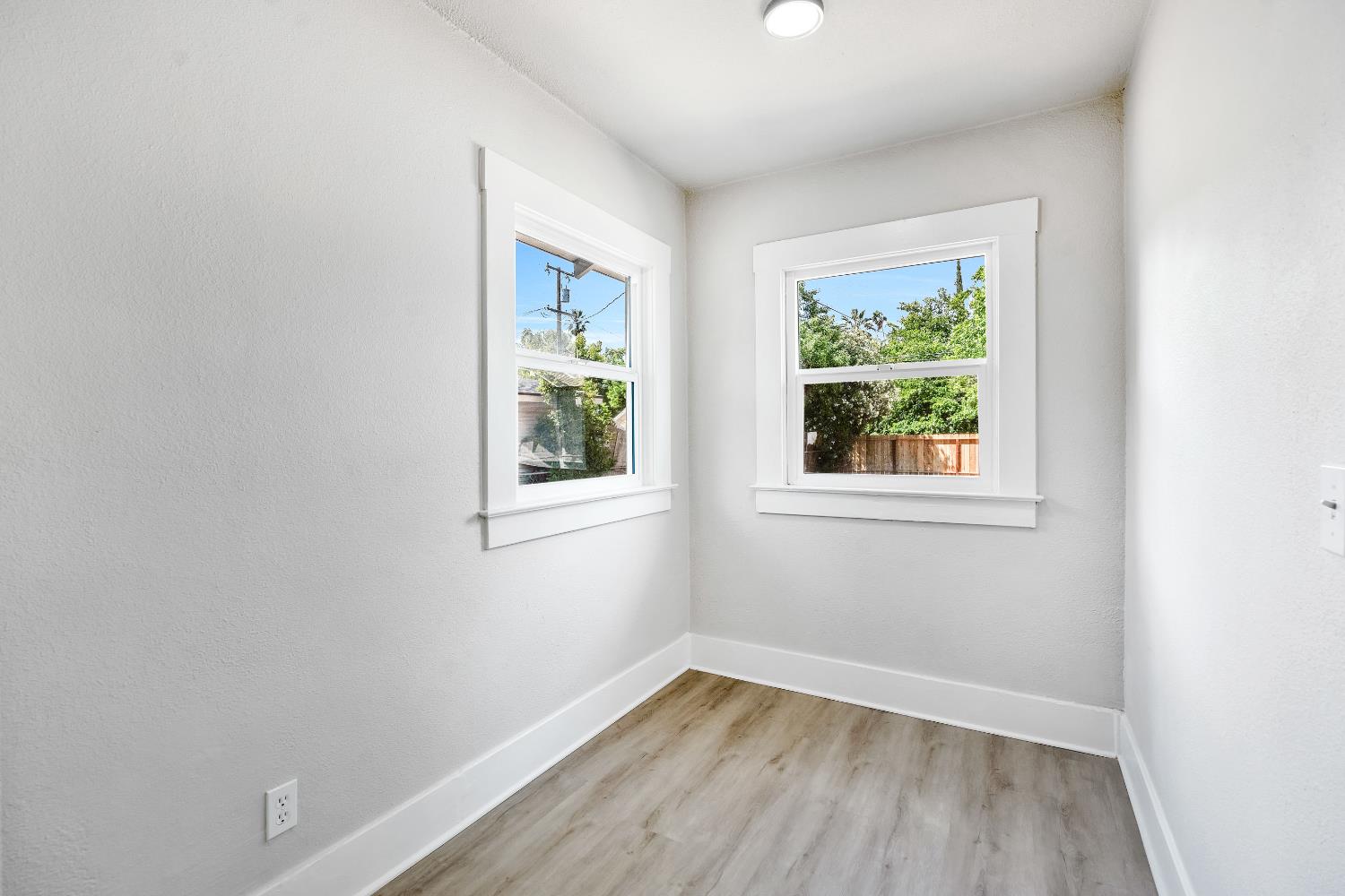 3935 E Balch Avenue, Fresno, CA, 93702