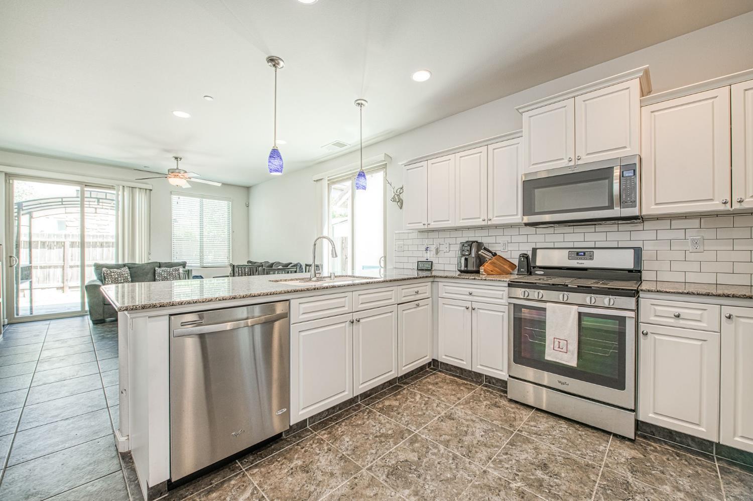 3043 Cirque Lane, Clovis, CA, 93619