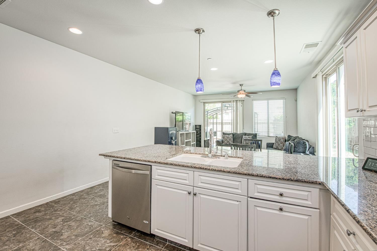 3043 Cirque Lane, Clovis, CA, 93619
