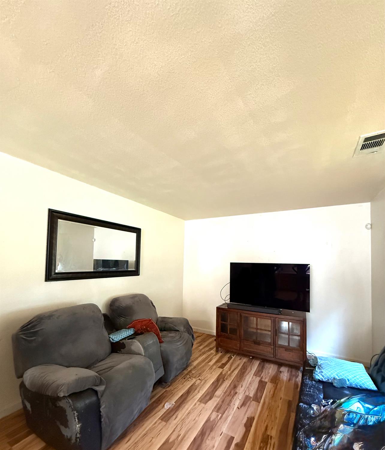 2034 Mcpherson Avenue, Dos Palos, CA, 93620