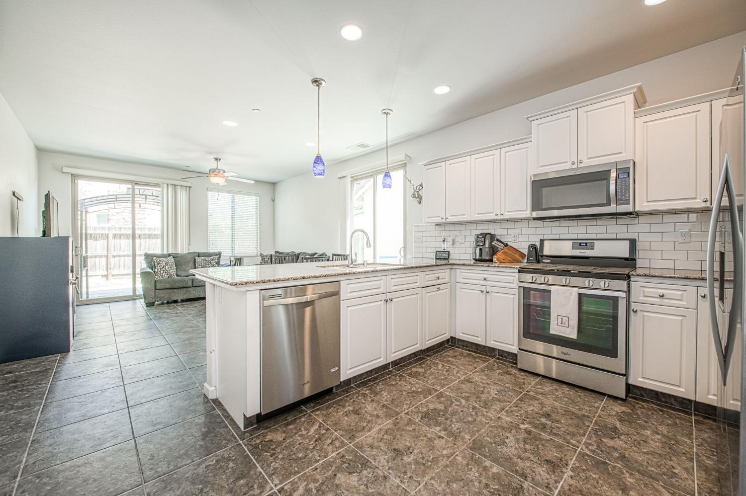 3043 Cirque Lane, Clovis, CA, 93619