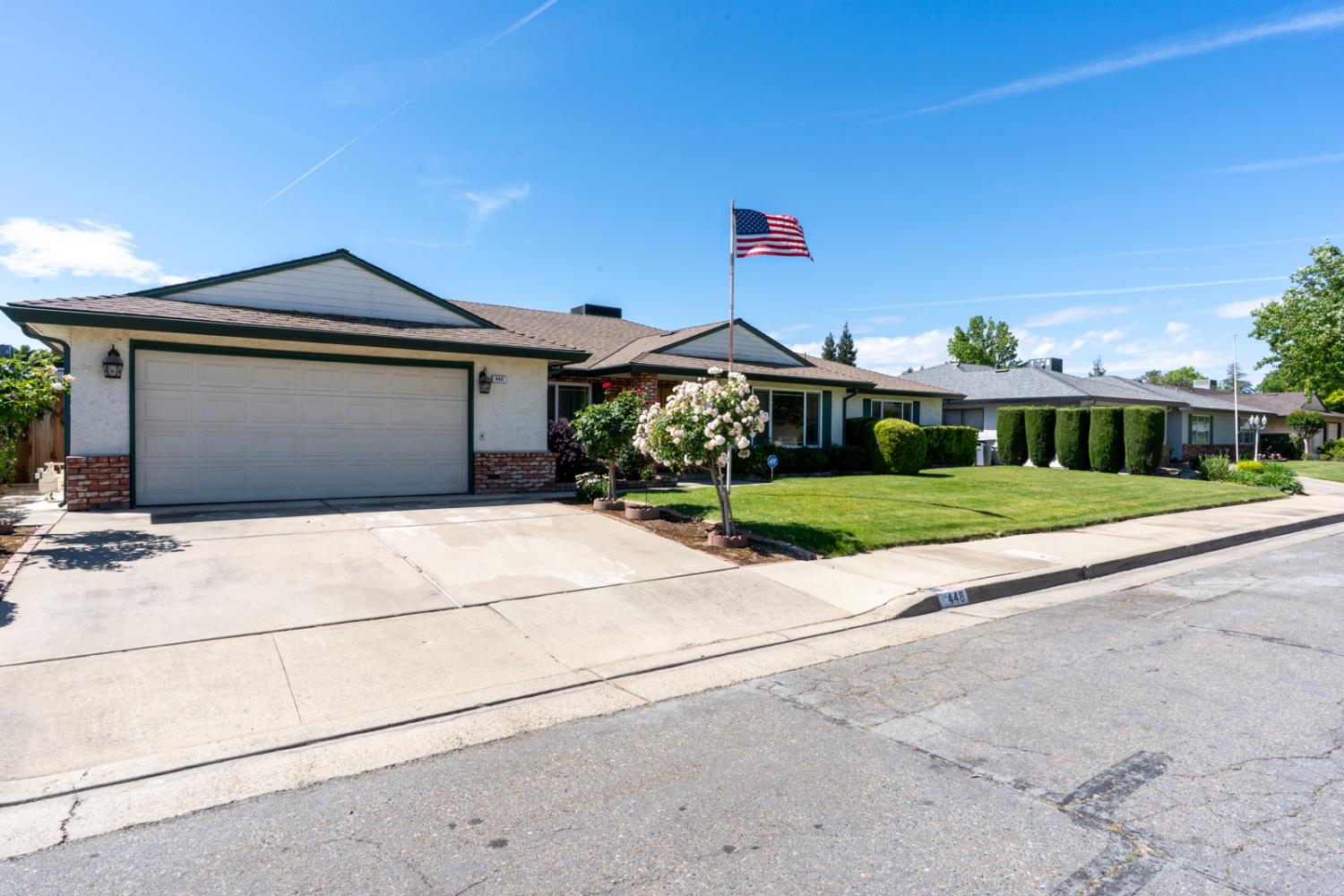 Single Family in Merced - photo 2