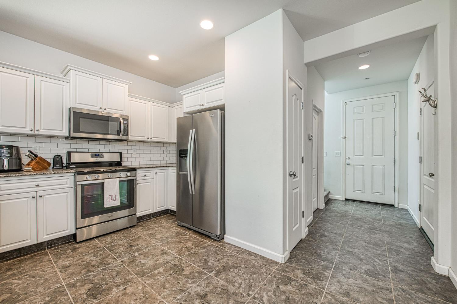 3043 Cirque Lane, Clovis, CA, 93619
