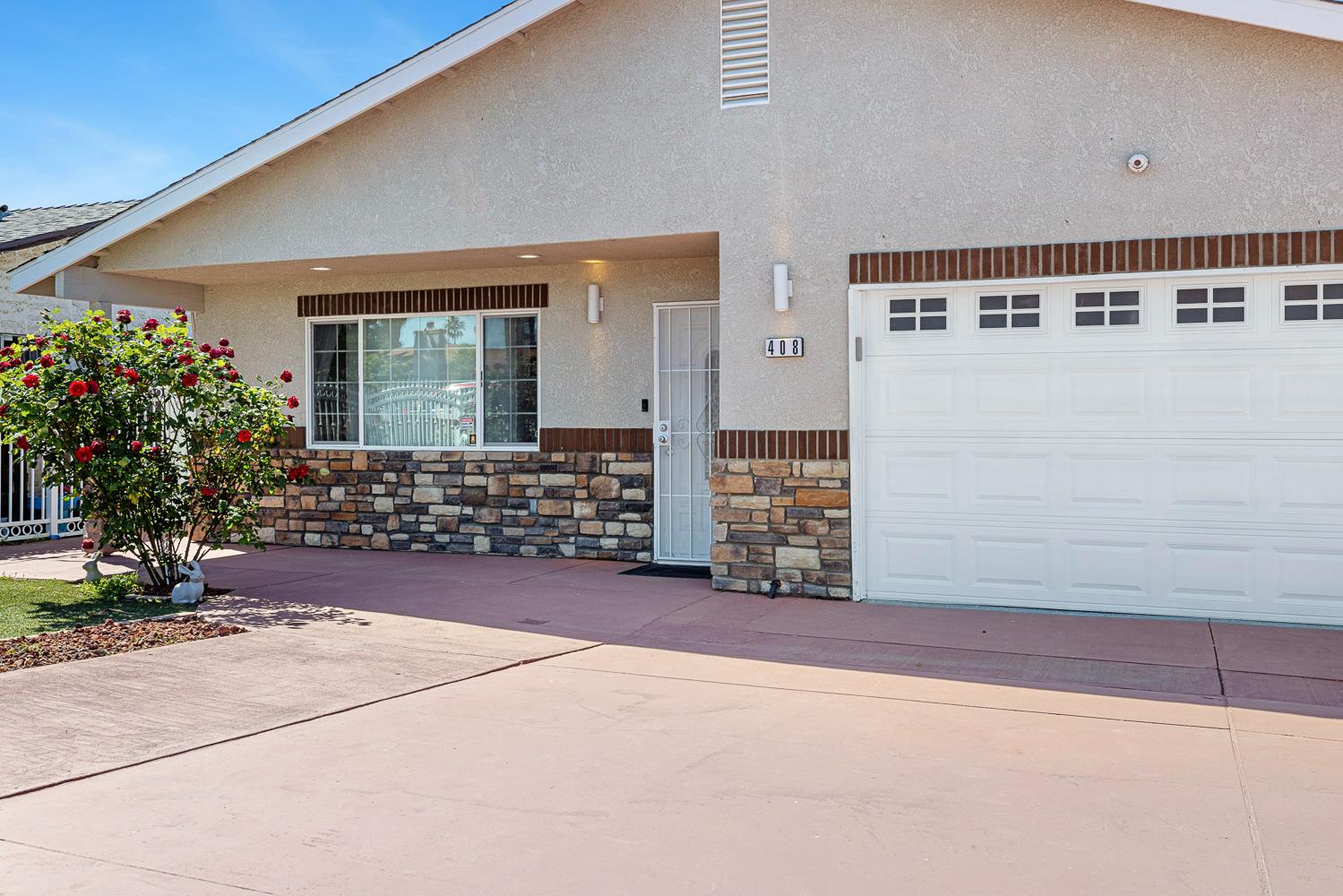 Featured listings
