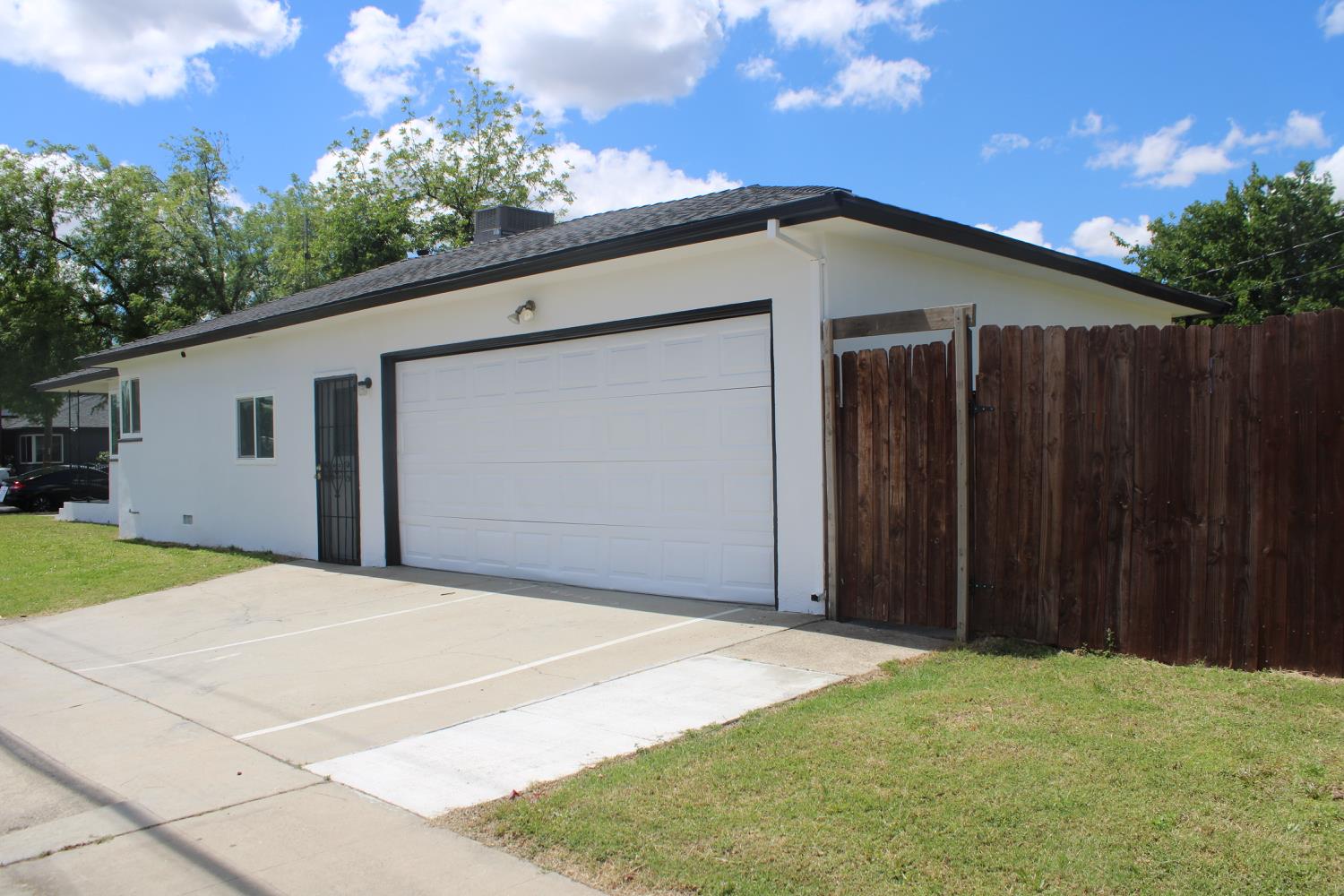 3645 E Cortland Avenue, Fresno, CA, 93726