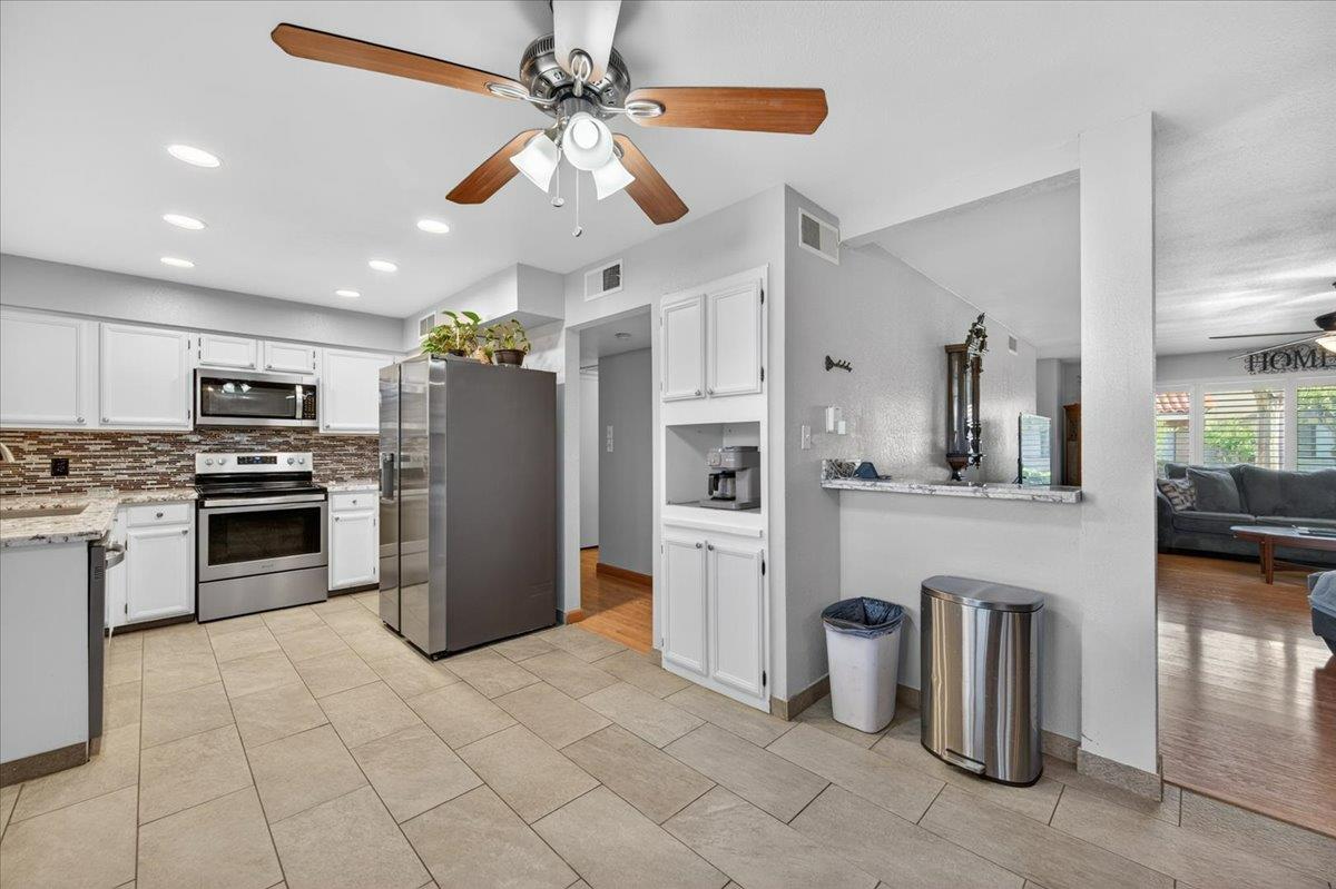 1767 W Santa Ana Avenue, Fresno, CA, 93705