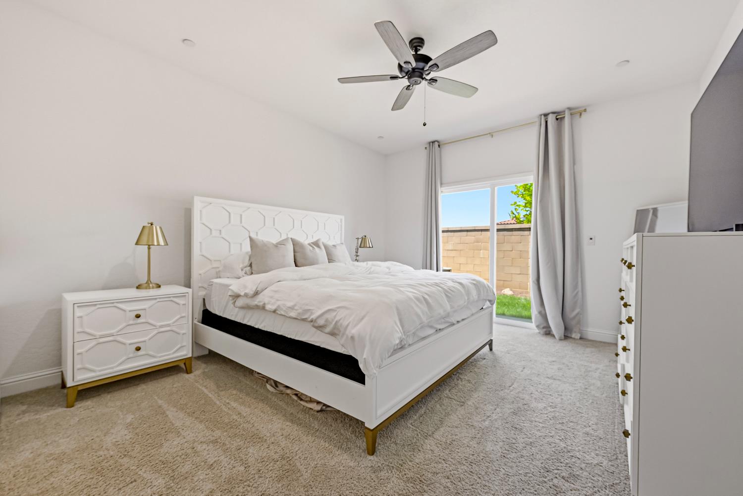 324 Huntington Avenue S, Madera, CA, 93636