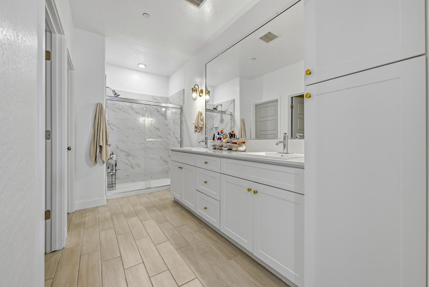 324 Huntington Avenue S, Madera, CA, 93636