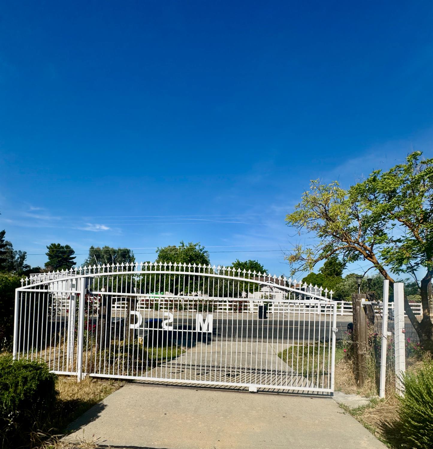 16861 Karen Road, Madera, CA, 93636