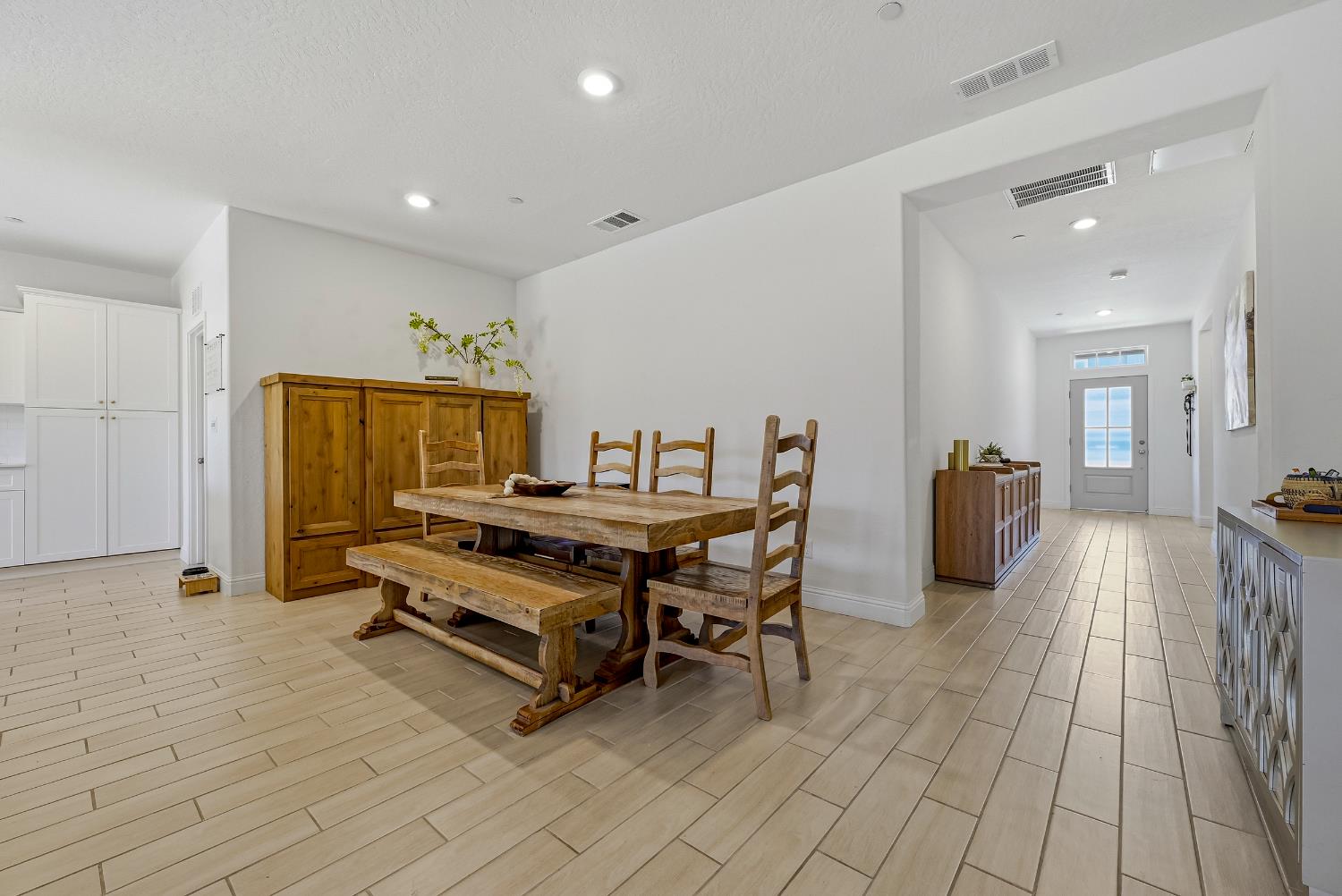 324 Huntington Avenue S, Madera, CA, 93636