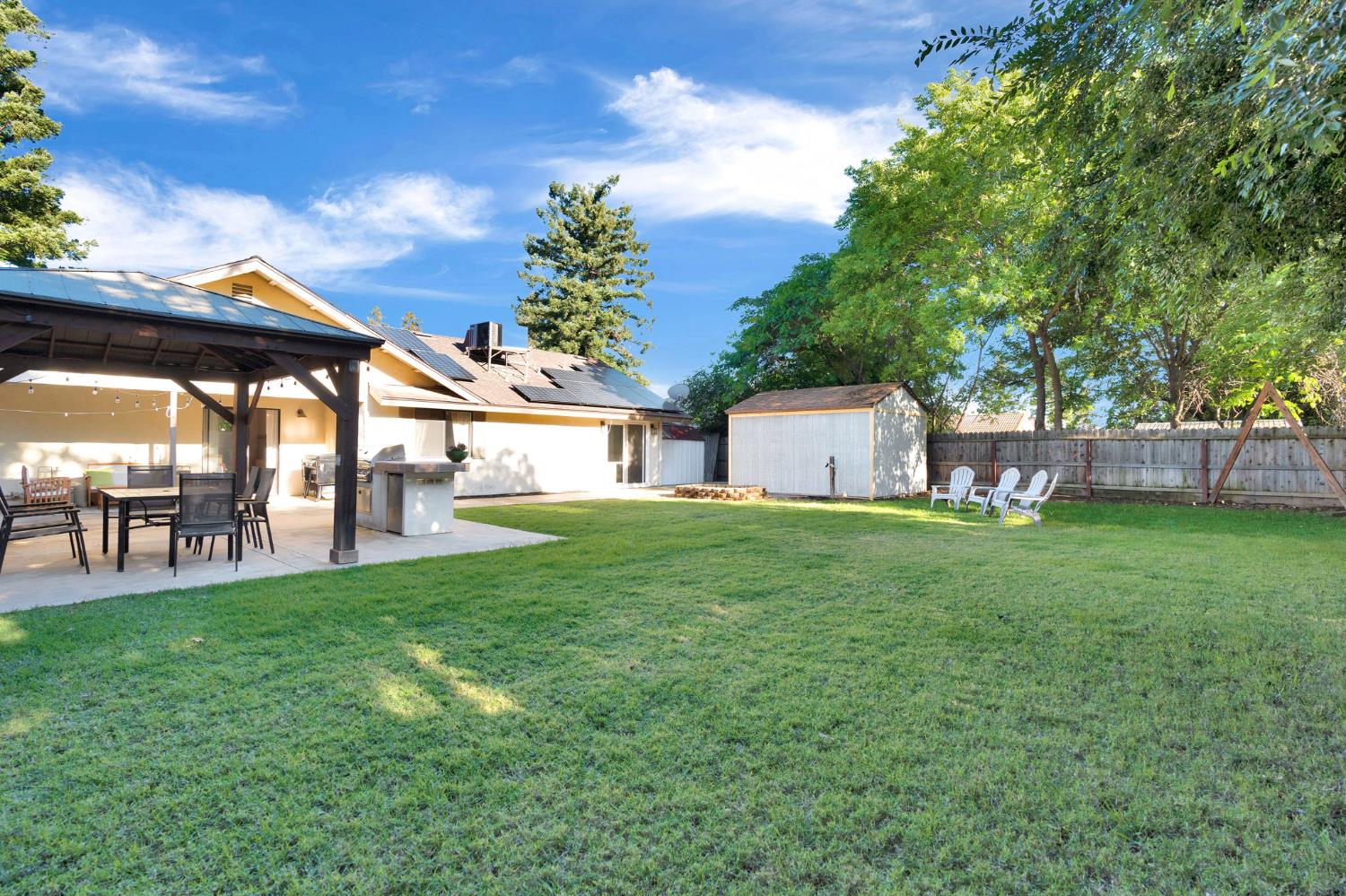 42 Mckelvy Ave, Clovis, CA, 93611