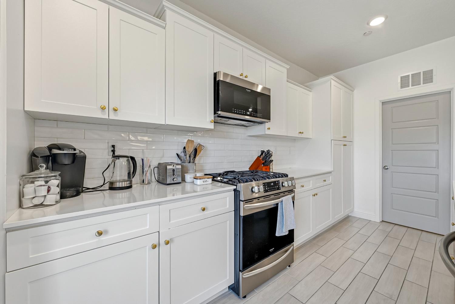 324 Huntington Avenue S, Madera, CA, 93636