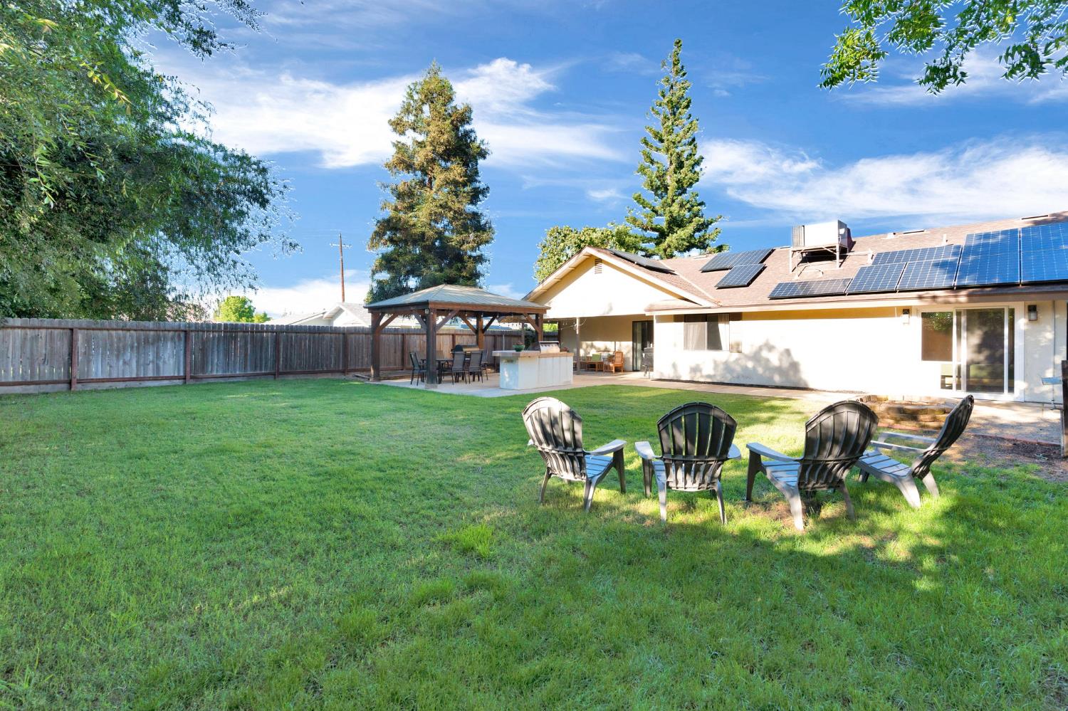 42 Mckelvy Ave, Clovis, CA, 93611