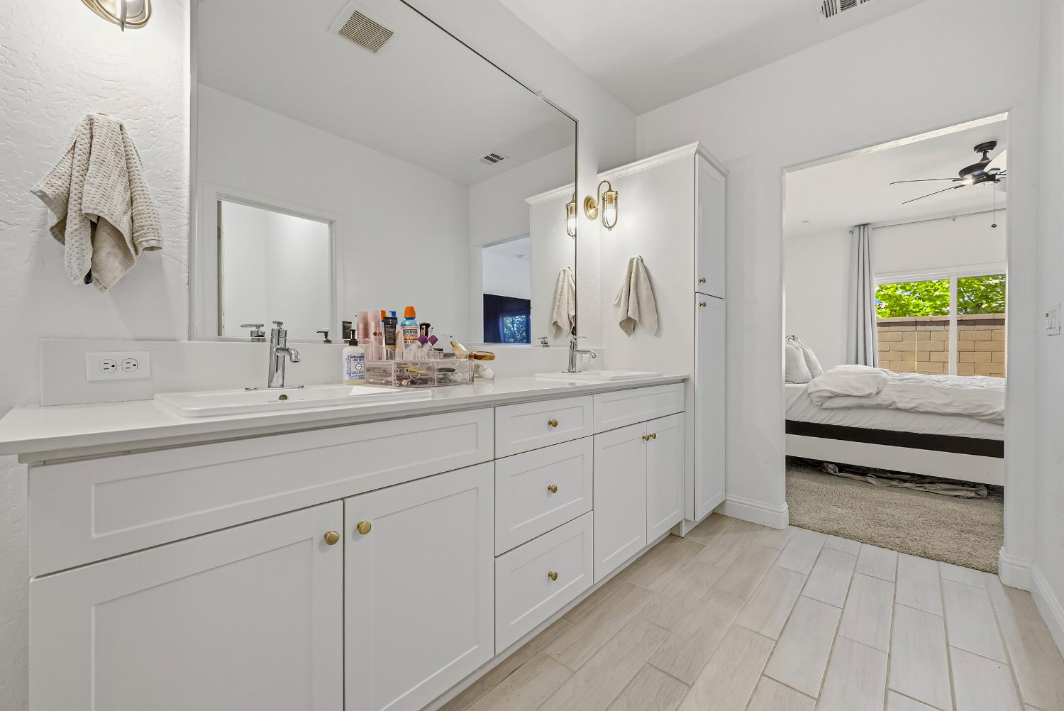 324 Huntington Avenue S, Madera, CA, 93636