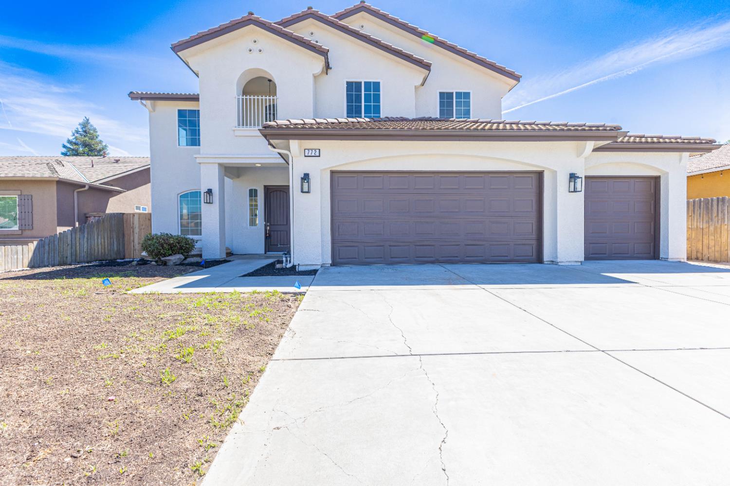 Single Family in Madera - main photo