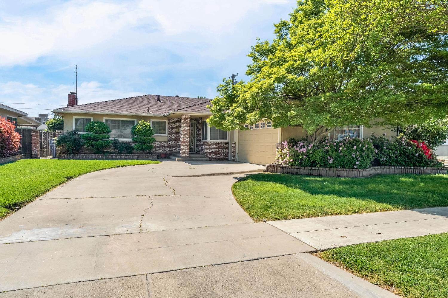 3376 E Richert, Fresno, CA, 93726