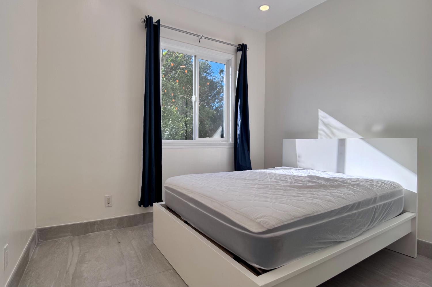 416 E Tuolumne Street N, Fresno, CA, 93706