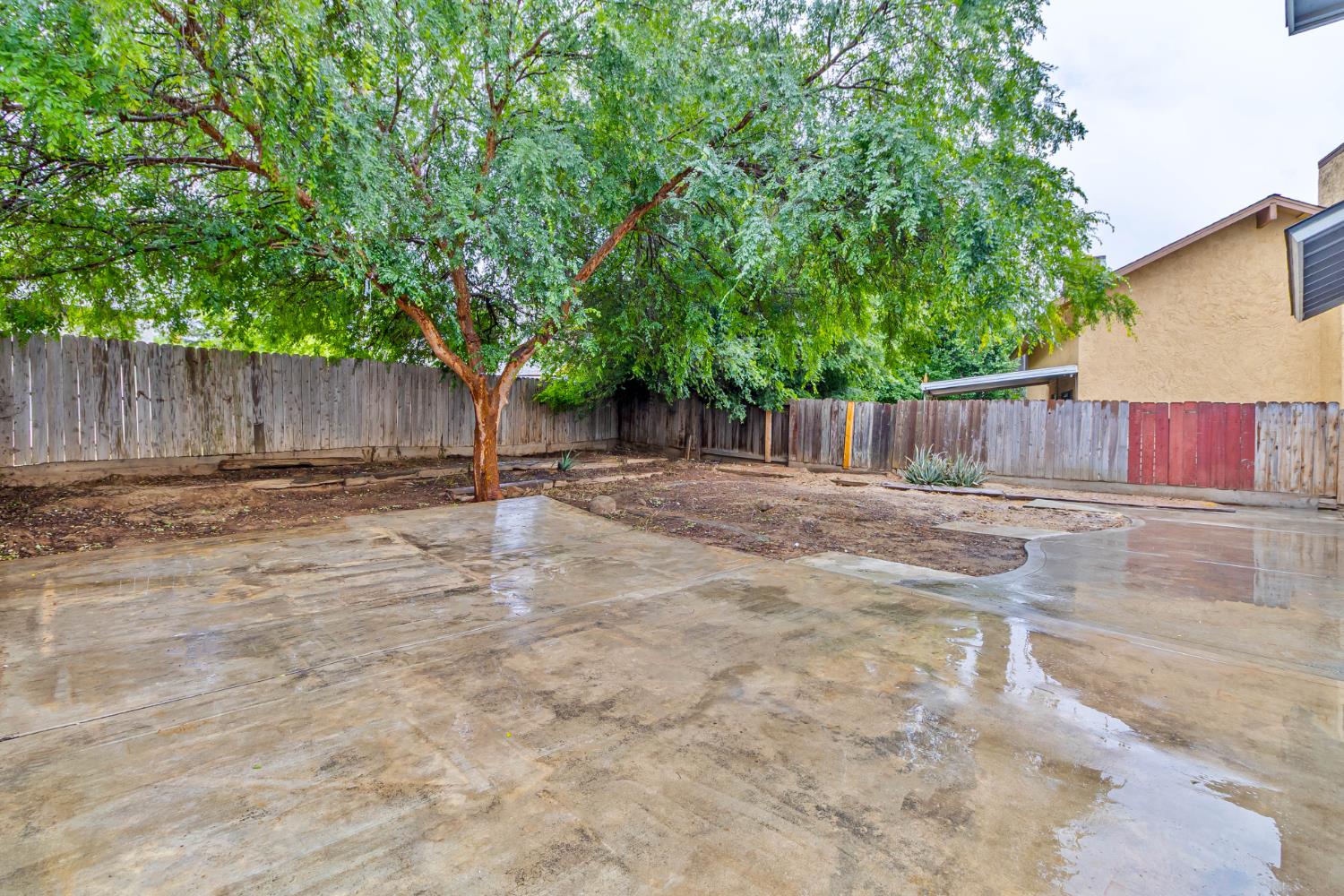 2244 N Prospect Avenue, Fresno, CA, 93722