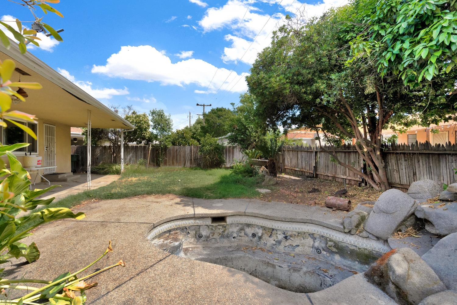 3376 E Richert, Fresno, CA, 93726