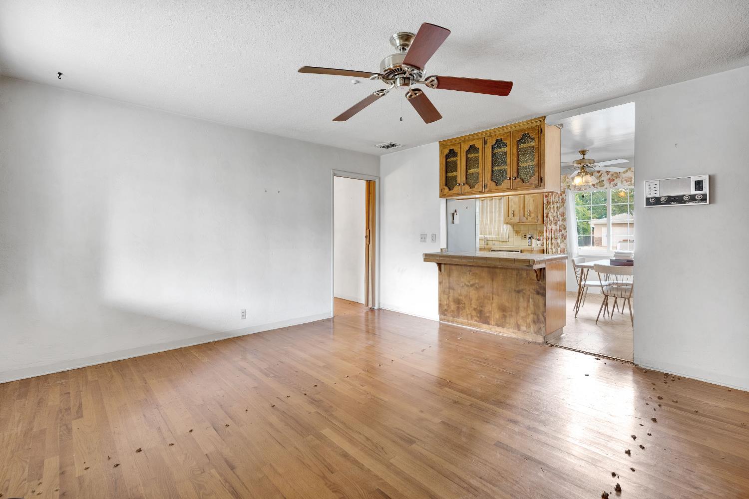 3376 E Richert, Fresno, CA, 93726