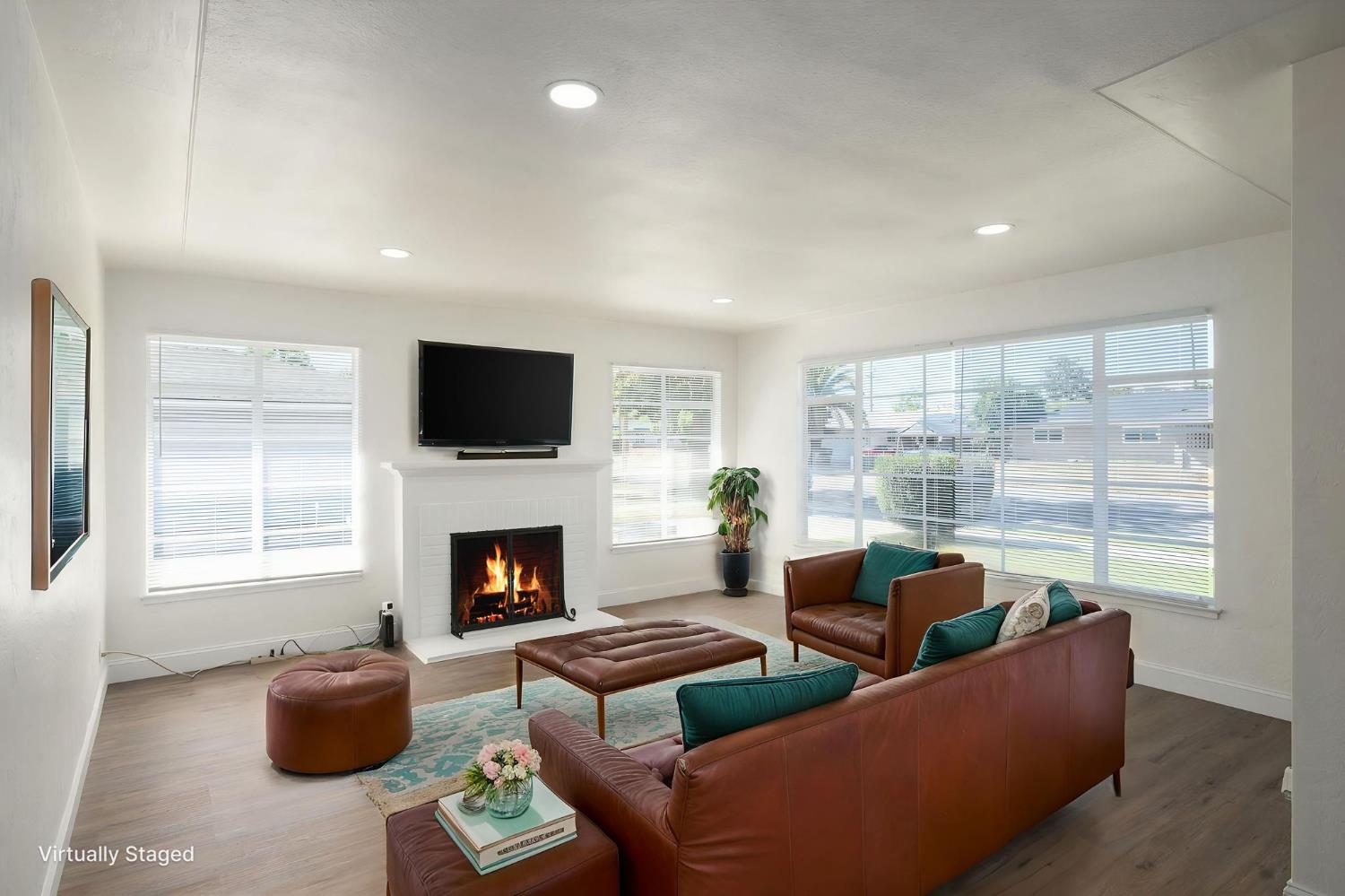 1715 W Terrace Avenue, Fresno, CA, 93705