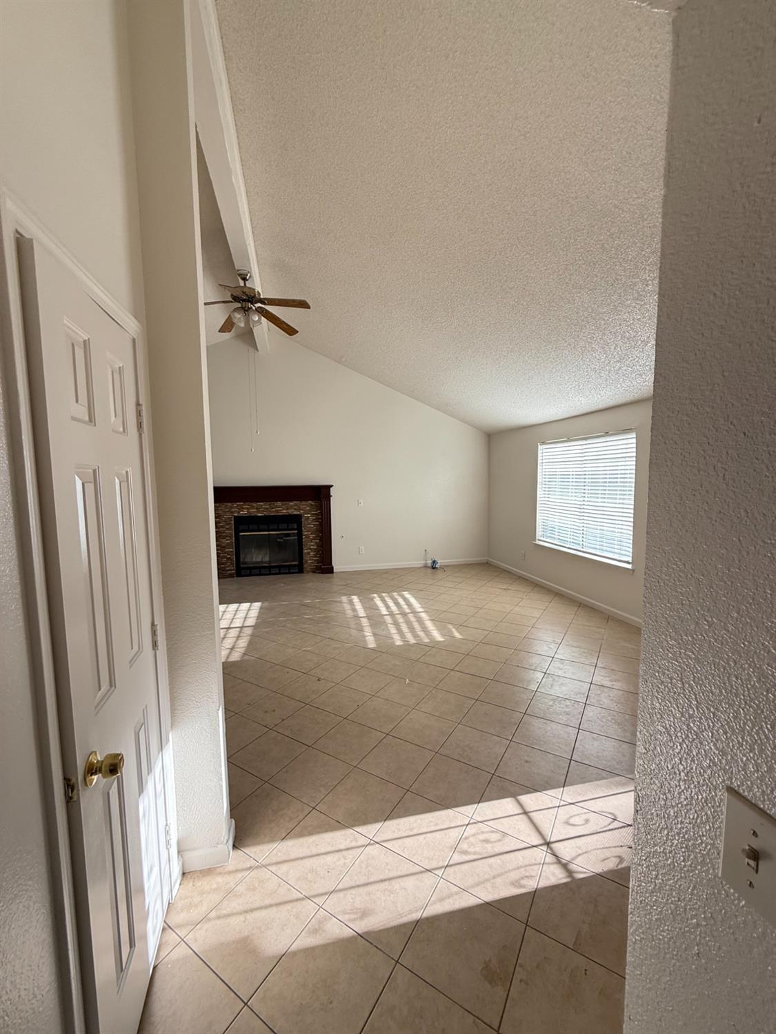 6366 N Forestiere Avenue, Fresno, CA, 93722