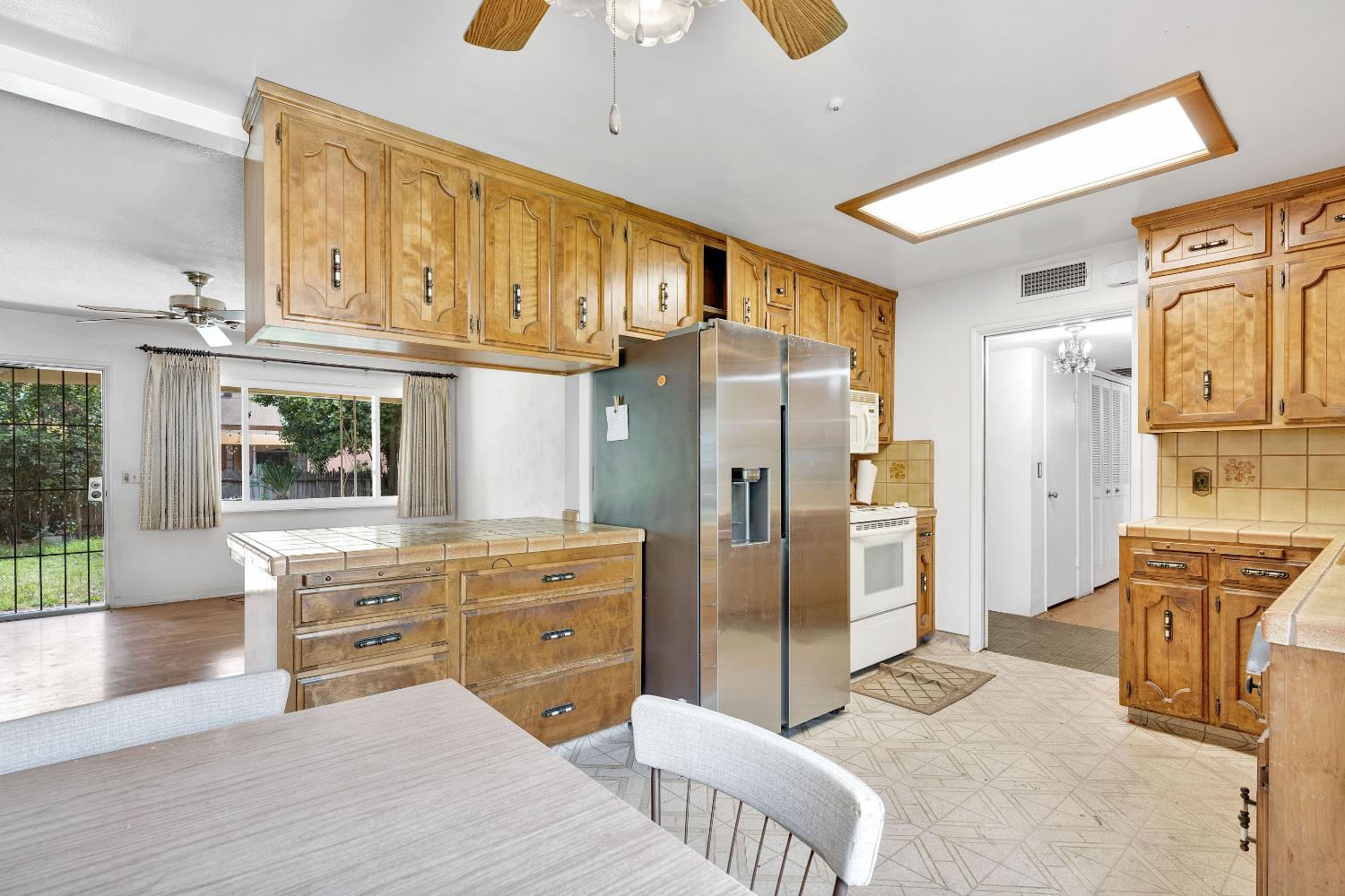 3376 E Richert, Fresno, CA, 93726