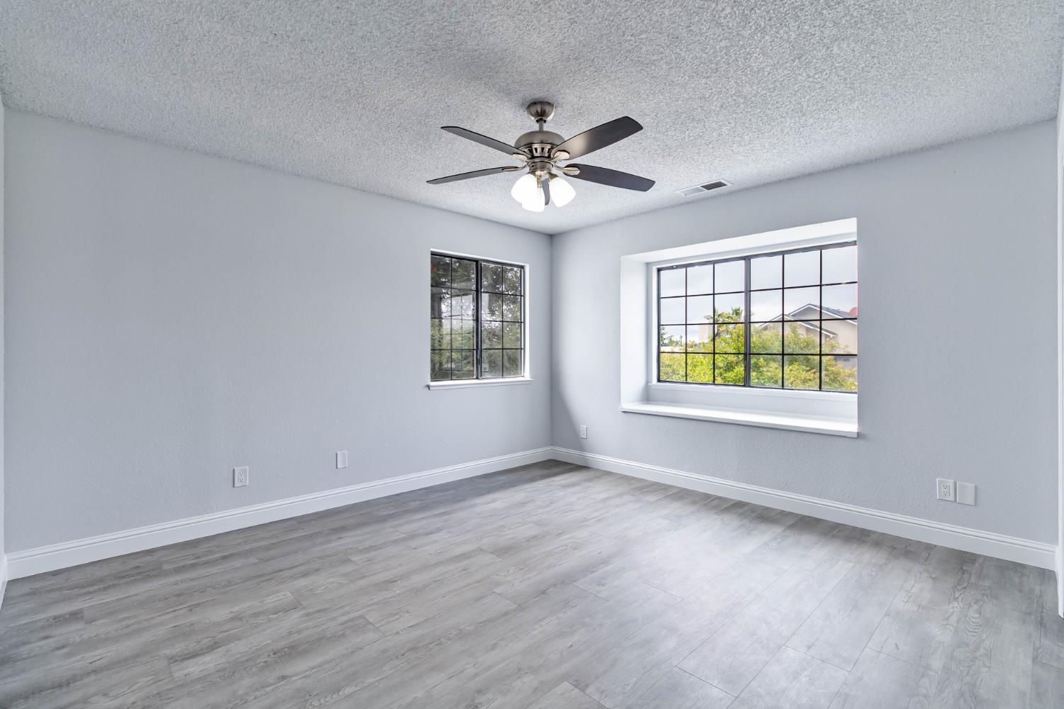 2244 N Prospect Avenue, Fresno, CA, 93722