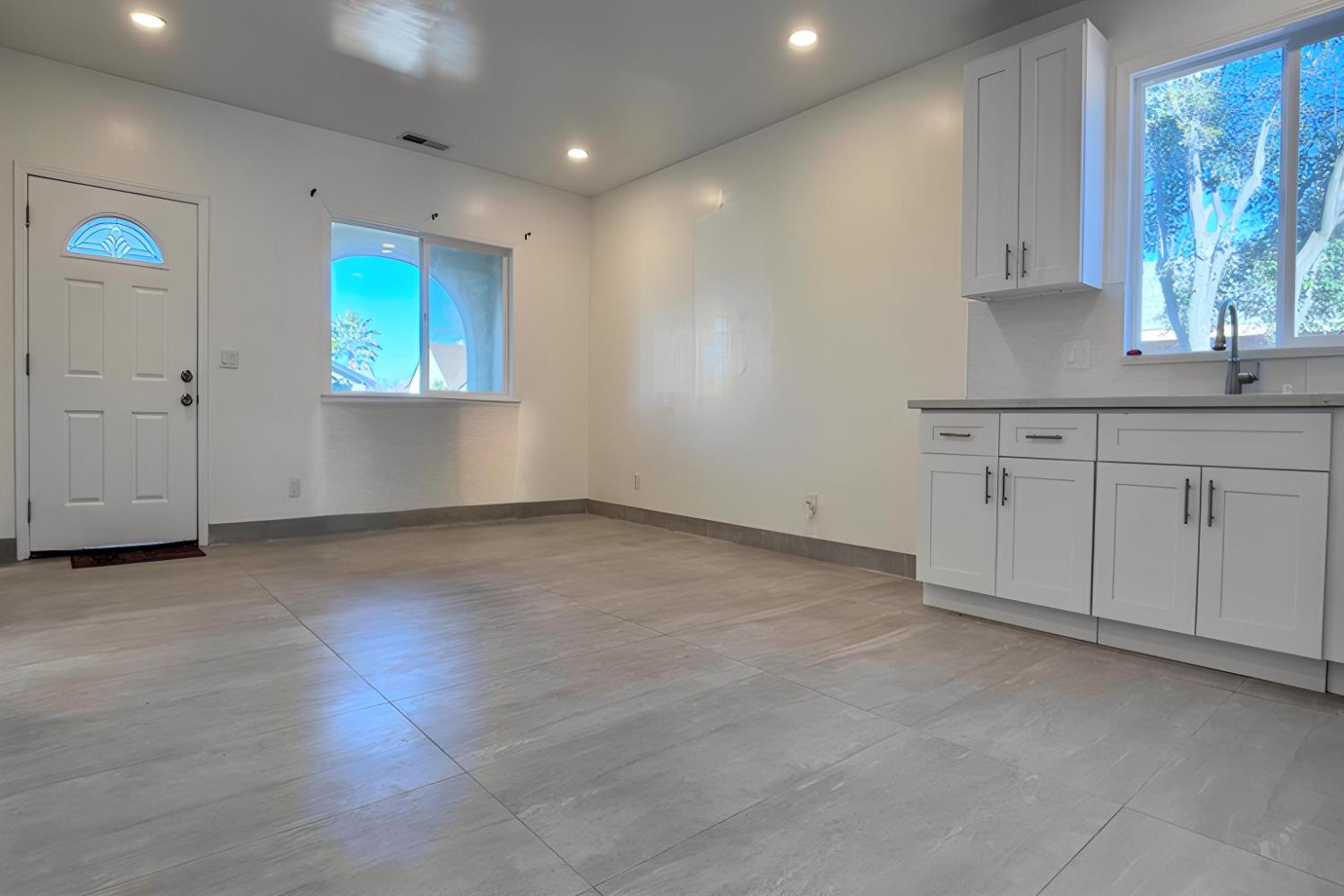 416 E Tuolumne Street N, Fresno, CA, 93706