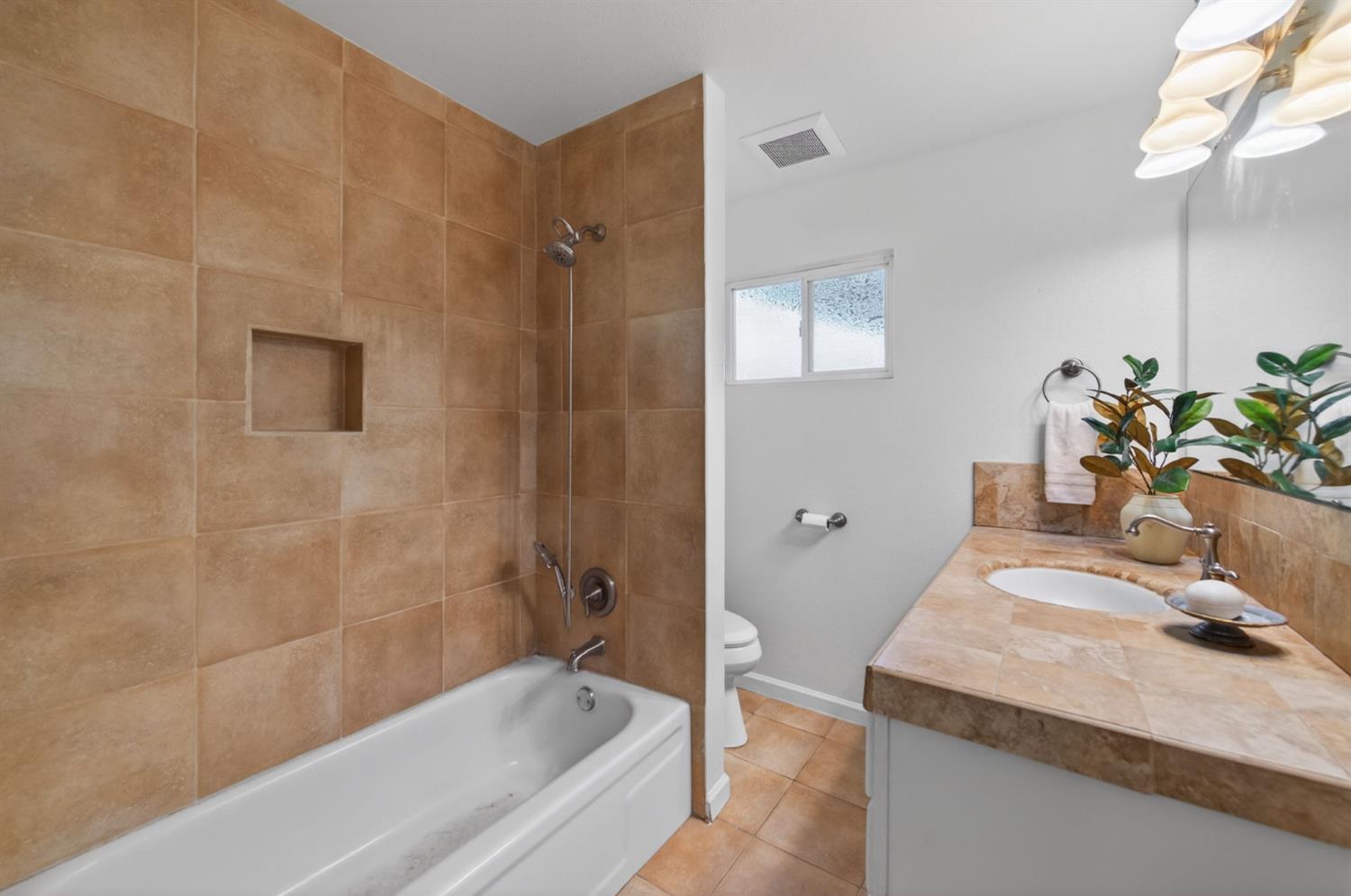1153 Menlo Avenue, Clovis, CA, 93612